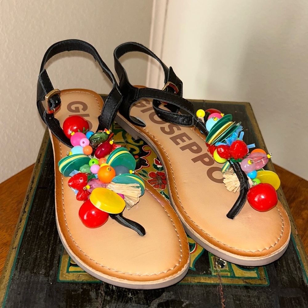 Gioseppo Abrams Flat Sandals View 2
